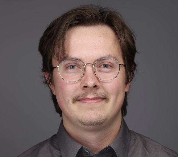 Ryan DeRue's Profile Photo